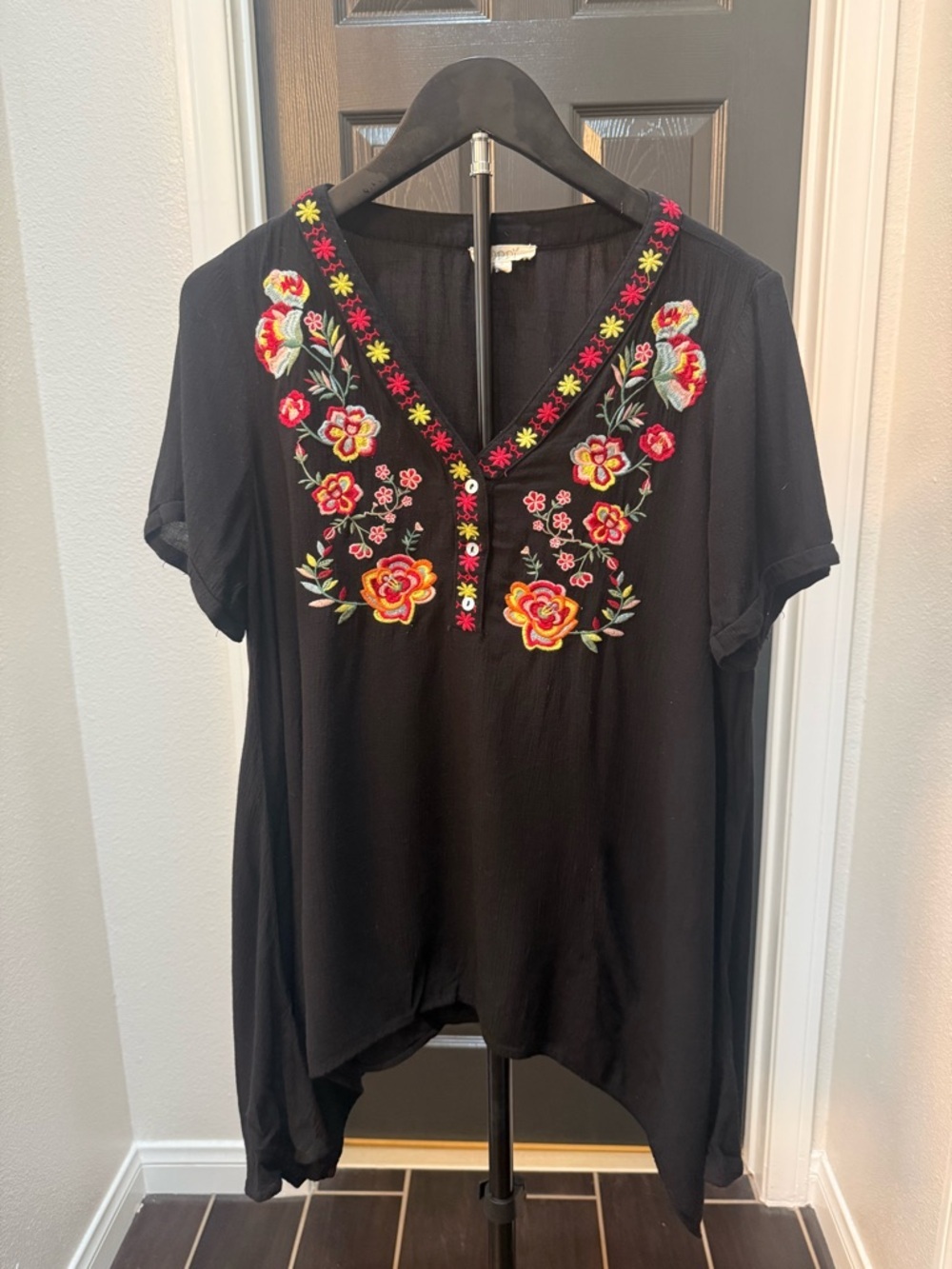 ODDY Black V-Neck Tunic with Multicolor Floral Embroidery